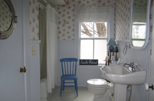 Alburg Other | Lake Champlain Cottage Ancestral house