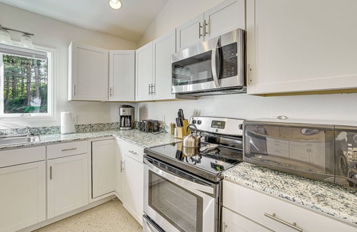 Chazy House | Lake Champlain Retreat w/Grill, Fire Pit!