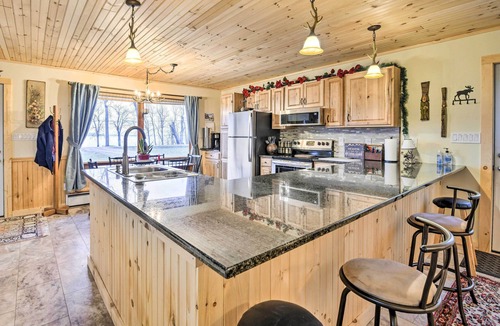 Chazy Cabin | Lake Champlain Vacation Rental on Private Lot