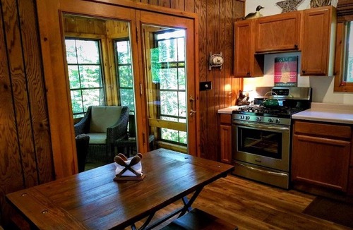Presque Isle Cabin | Lake Days, Bonfires & Cabin Nights 2 Bedrooms/2 Bathrooms