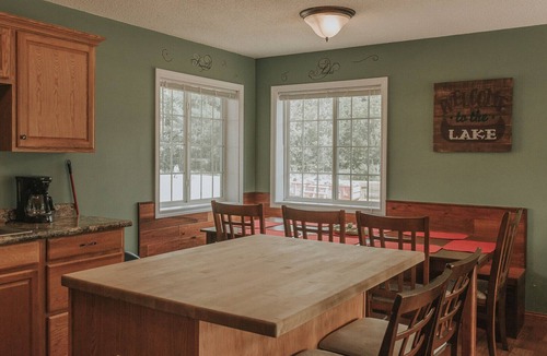 Grandy Cabin | Lake Front Vacation Rental Near Mille Lacs On Ann Lake