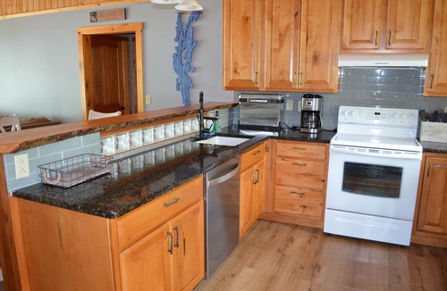 Willsboro House | Lake front year round home on beautiful Willsboro Bay, Lake Champlain