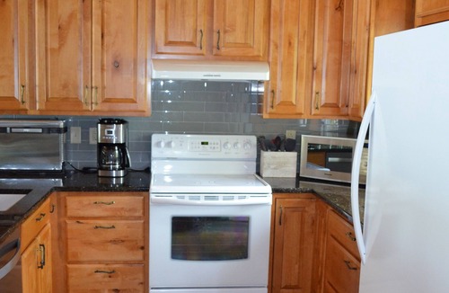 Willsboro House | Lake front year round home on beautiful Willsboro Bay, Lake Champlain