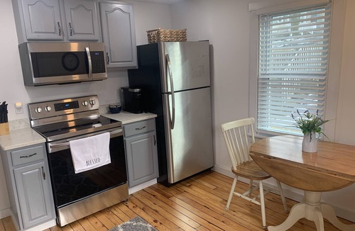 Lake George Apartment | Lake George Great Location with Lake Access