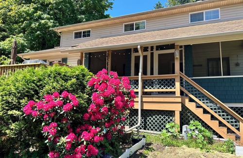 Diamond Point House | Lake George NY - Family & Pet Friendly Vacation Home