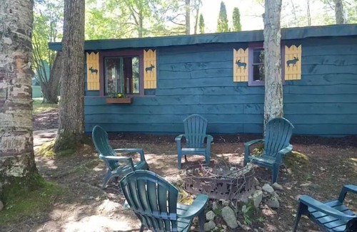 Diamond Point Cabin | Lake George Otter Cabin #20 at the Adirondack Lodge