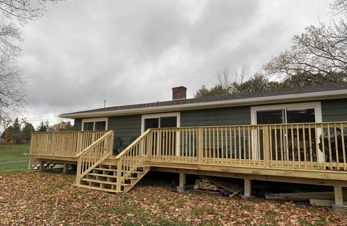 North Lake George House | Lake George Waterfront Cabin