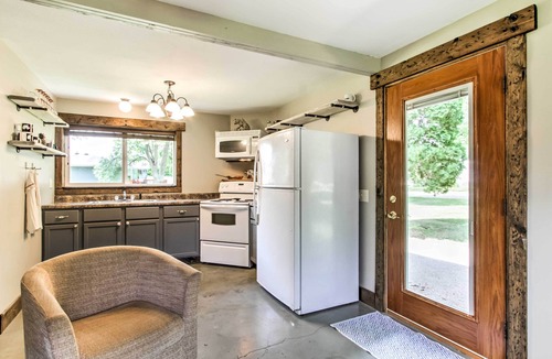 Pepin Cottage | Lake Pepin Cottage w/Patio - Walk to the Marina!