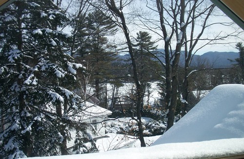 Hillcrest House | Lake Placid Hillcrest Haven - Sleeps 14 - 1 block to Main Street
