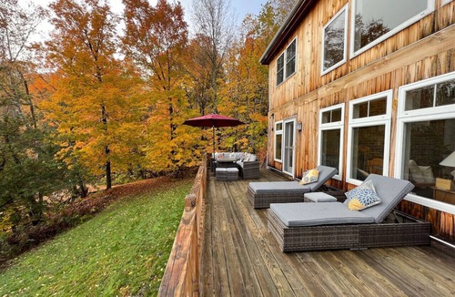 Newport Center Cottage | Lakefront Cabin | Boat Dock-Fireplace-Sunset Views