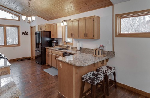 Crosslake House | LAKEFRONT Cabin*Sandy swim beach*Crystal clear water