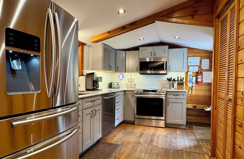Lake Harmony House | Lakefront Cabin w/Hot Tub, Views & Fireplace