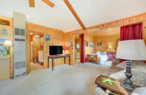 Chetek House | Lakefront Chetek Vacation Rental with Private Dock!