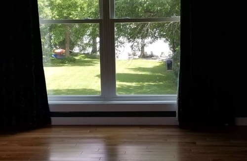 Chazy House | LAKEFRONT COMFORT