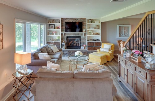 Gloversville House | Lakefront Gloversville Getaway w/Beach & Dock!