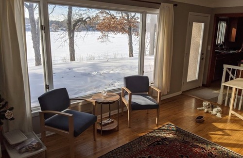 Roseville House | Lakefront home in the heart of St Paul/Minneapolis