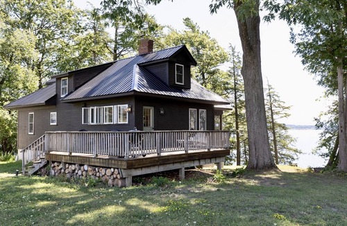 Westport House | Lakefront retreat with dock and sauna