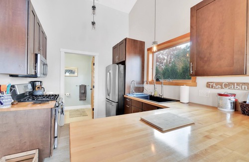 Malletts Bay Condo | Lakeshore Vermont