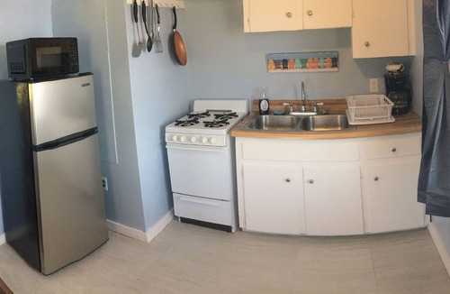 Plattsburgh Cottage | Lakeside Cottage #305 at Valcour Cottages