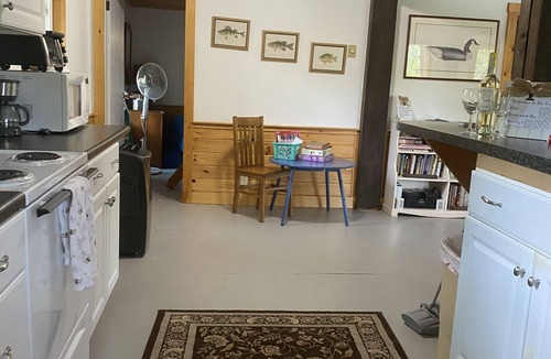 Warner Cottage | Lakeside home. Fishing, paddle boarding, swimming, and easy lake fun.