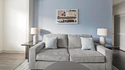 Murfreesboro Apartment | Landing Amazing 2BD Yoga Studio Clubhouse