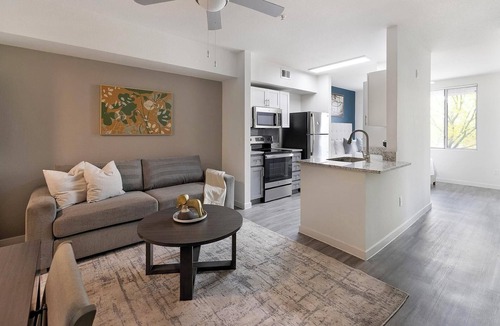 Tempe Apartment | Landing | Stunning Studio, Clubhouse