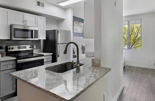 Tempe Apartment | Landing | Stunning Studio, Clubhouse