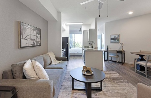 Tempe Apartment | Landing | Stunning Studio, Game Room, Gym