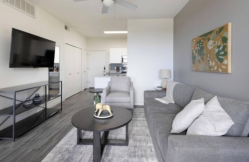 Tempe Apartment | Landing | Stylish 1BD, Pool, Gym