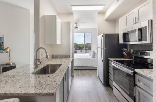 Tempe Apartment | Landing | Stylish Studio, Game Room