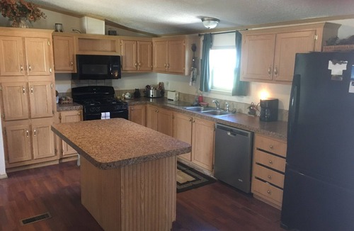 Eagle Nest House | Large House, Lake and Mountain Views ~ Angel Fire Ski Resort