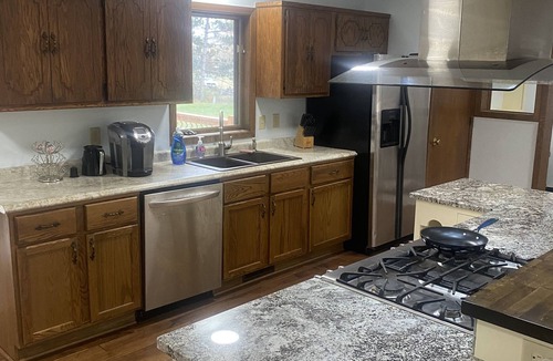 Otsego House | Large pet friendly, kid friendly house! 35 minutes from US Bank Stadium etc.