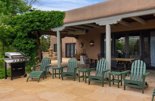 Northeast Santa Fe House | Las Alondras - Stunning Home, Large Outdoor Space, Hot Tub
