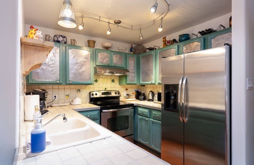 South Capitol Condo | Las Brisas 31 | Fireplace, Patio, Near Downtown!