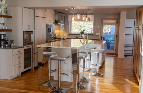 Tierra Monte House | Lavishly Remodeled House With Spectacular Views