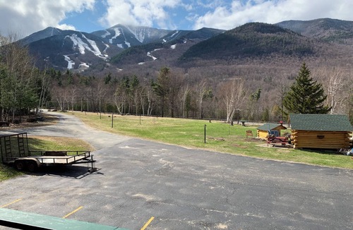 Wilmington Hotel | Ledgerock at Whiteface -Family Bunk Beds Room