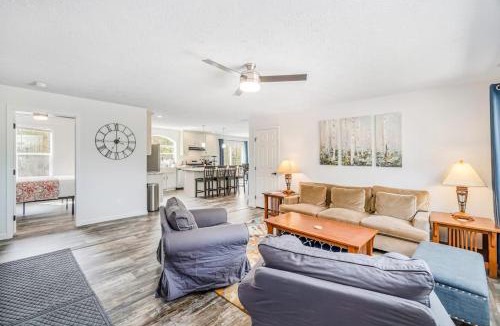 Thompsonville House | Leisure Lodge