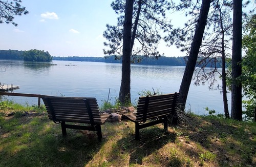 Cameron Ski Chalet | Little Cottage On Prairie - Prairie Lake That Is!