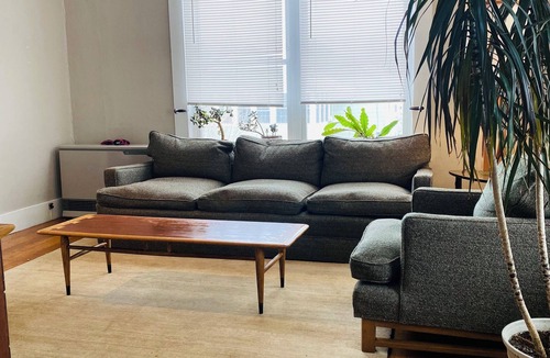 Littleton Apartment | Littleton center vintage themed 1 bed 1 bath. Walk to center.