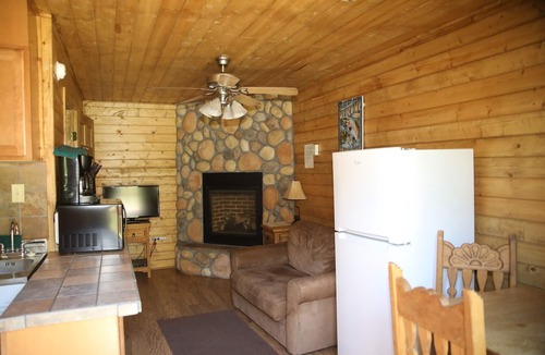 Red River Cabin | Located on our Private Fishing Pond