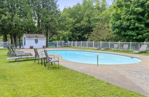 Stowe Area House | Lodge Condo 35