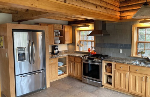 Williamsville Cabin | Log Cabin w/Amazing Views, River Frontage & Hot Tub