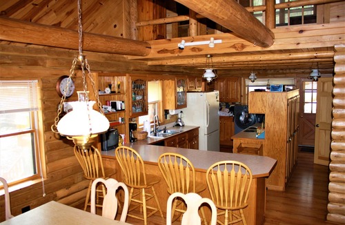 Hadley House | Log Home With 172 Feet Of Lake Front And Dock/Saratoga Is 20 Miles Away