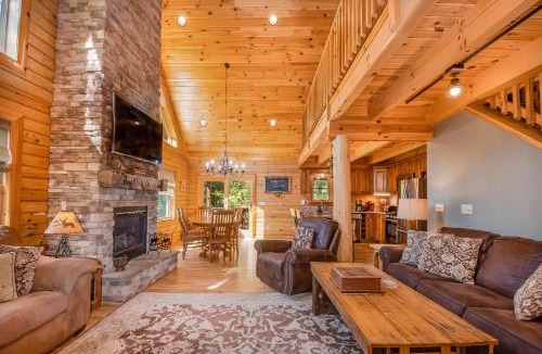 McHenry House | Log Me Inn