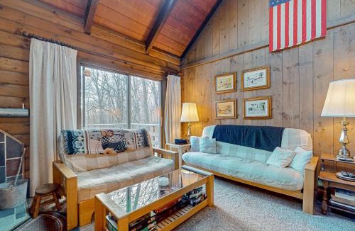 Wilmington House | Log Ski Lodge