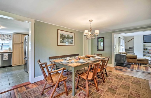 Londonderry House | Londonderry Retreat ~ 3 Mi to Lowell Lake!