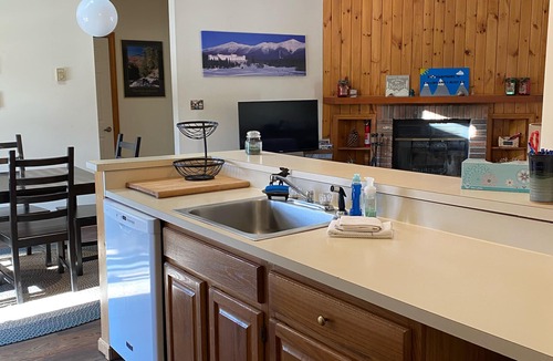 North Woodstock Condo | Loon Mountain/Deer Park River front 3 bedroom condo