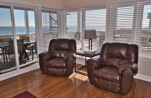 Loveladies House | Loveladies - ~LBI~ - Stupendous - Five/Six Bedroom - Oceanfront