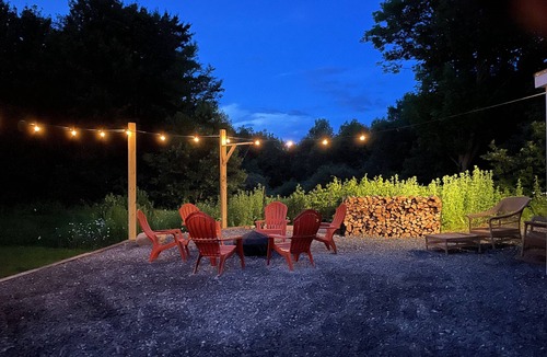 Whitingham House | Lovely Contemporary Vermont Home