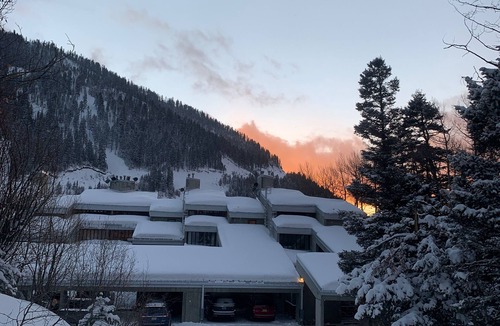 Taos Ski Valley Condo | Lovely Lift View with Loft